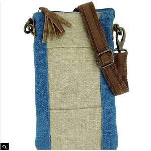 Vintage Addiction Blue and Beige Jute Shoulder Bag with Leather Handle